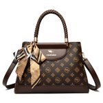 First-layer cowhide handbag 2025 new modern style gift bag for women, middle-aged casual bag - Image 4